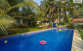 Stayvista At Amalia By Tellado With Pool, Wifi