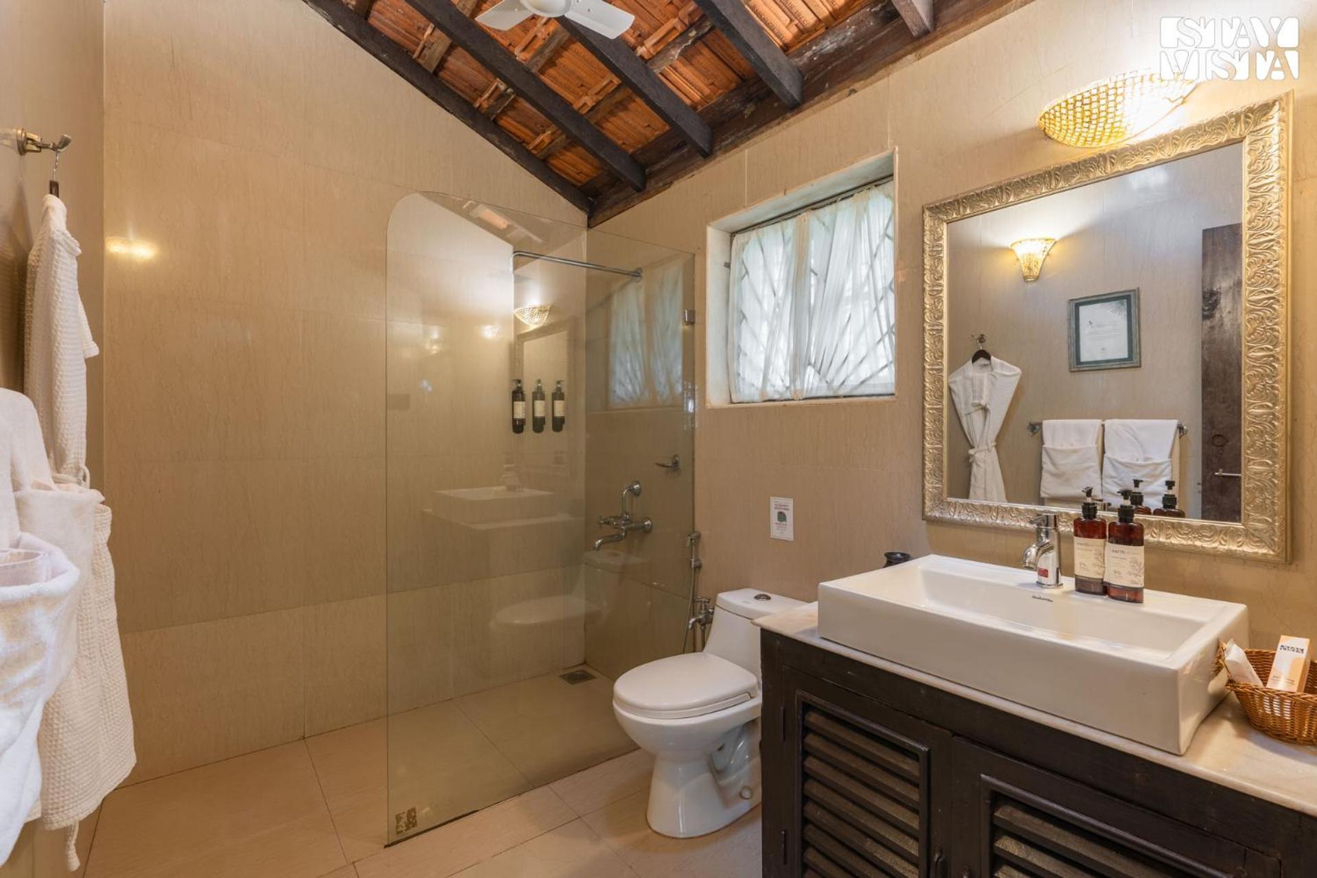 Stayvista At Amalia By Tellado With Pool, Wifi Assagao Exterior photo