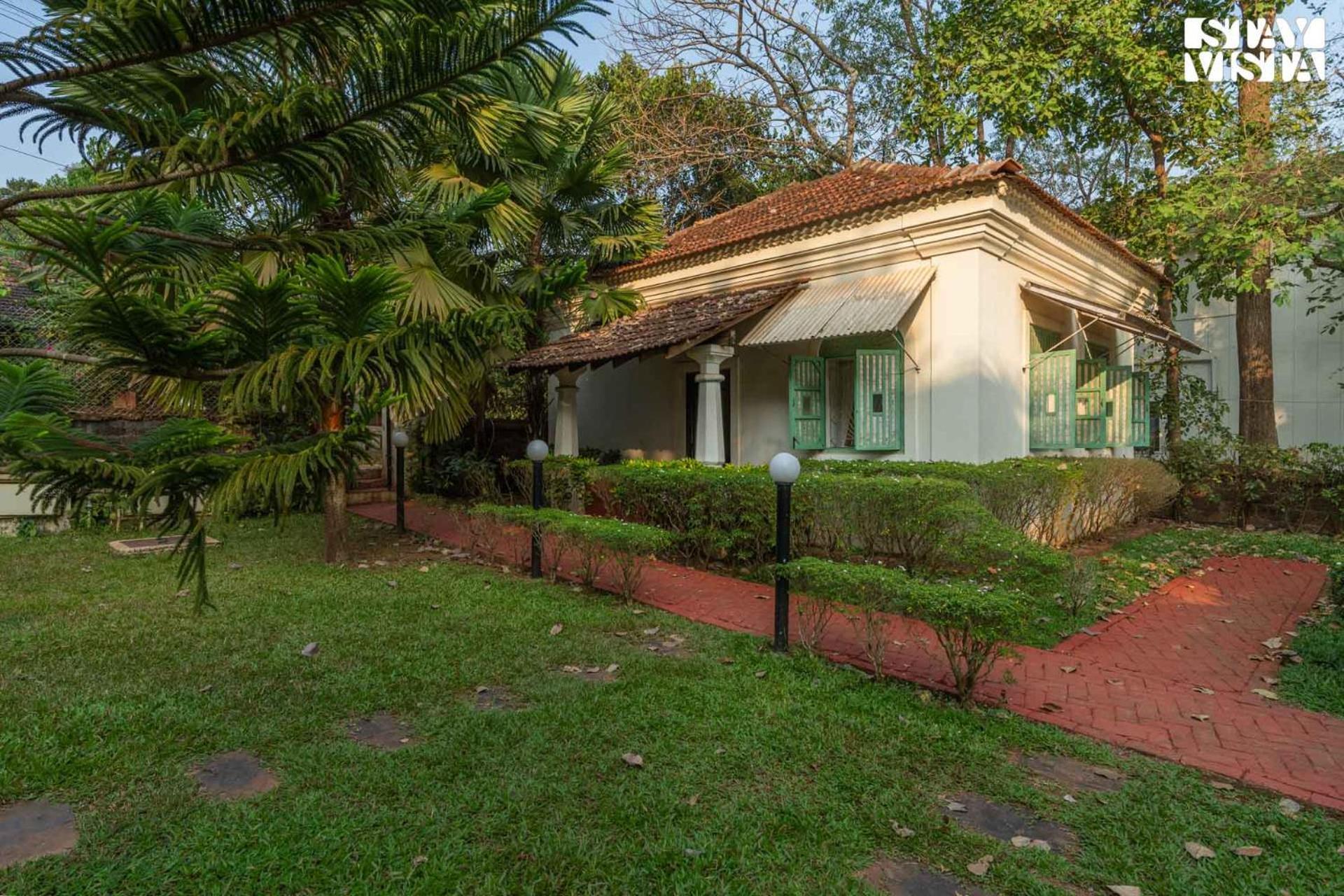 Stayvista At Amalia By Tellado With Pool, Wifi Assagao Exterior photo