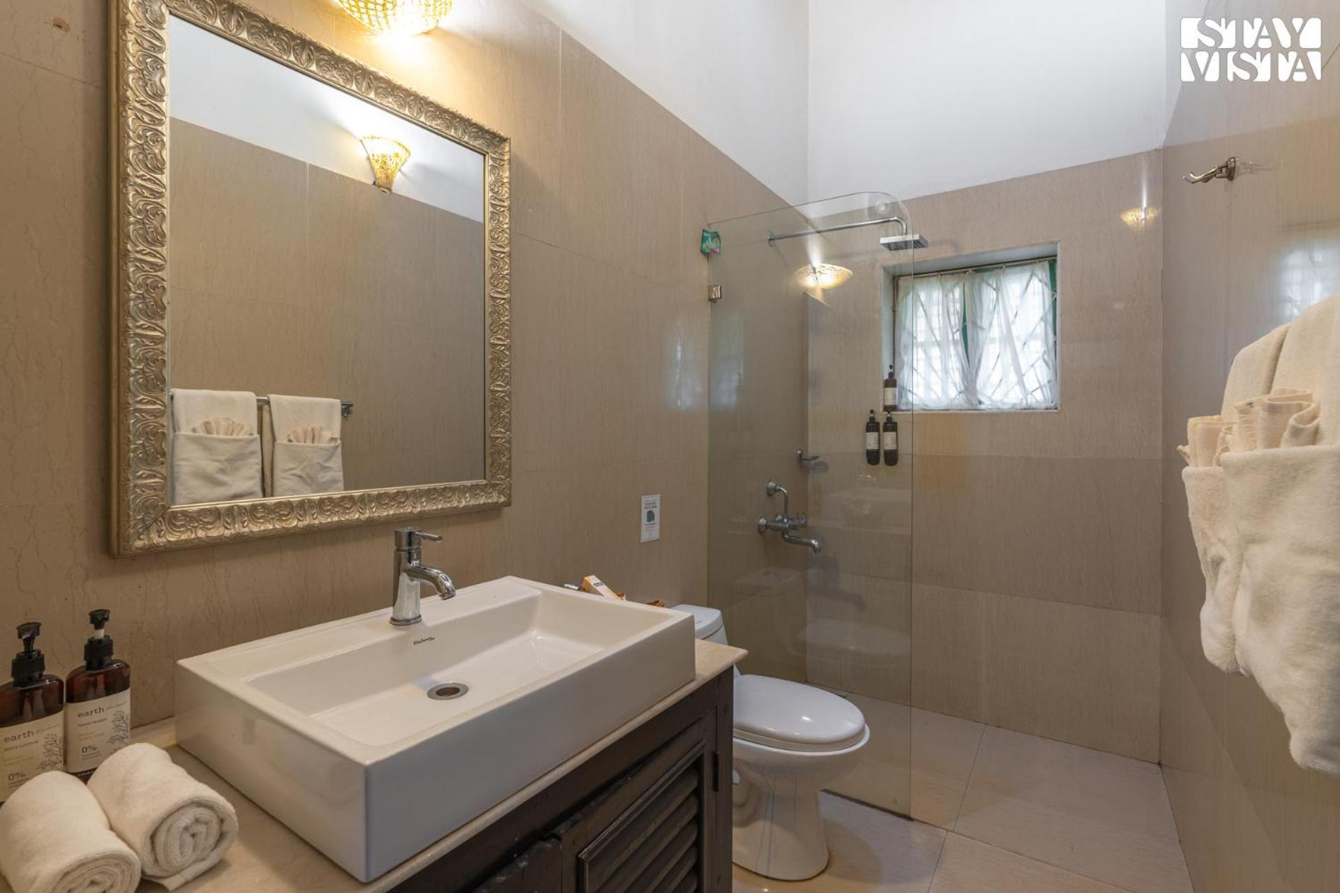 Stayvista At Amalia By Tellado With Pool, Wifi Assagao Exterior photo